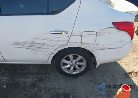 2013 Nissan Versa 1.6 Sl from USA, damaged, VIN 3N1CN7AP3DL835573